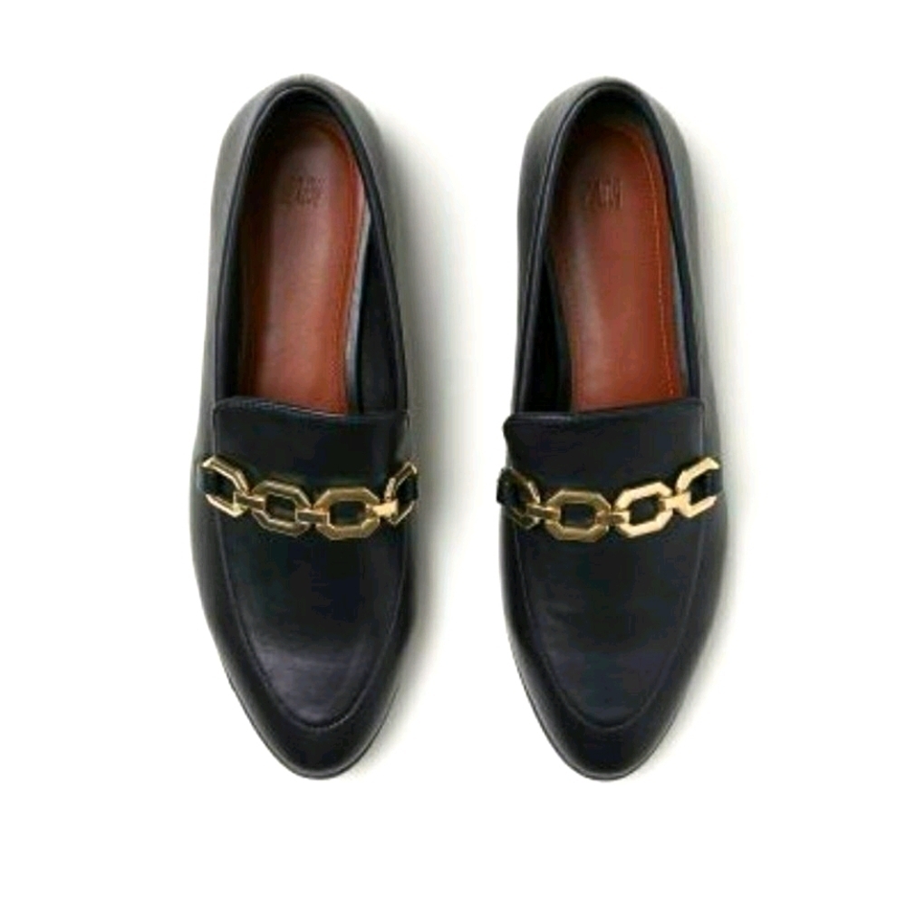 H&M Black loafers chain detail 37